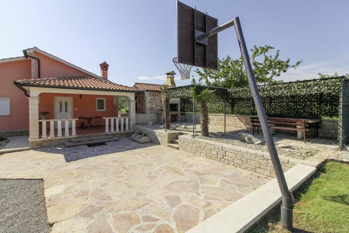 Linda In Lovrinici Villa พาซิน ภายนอก รูปภาพ