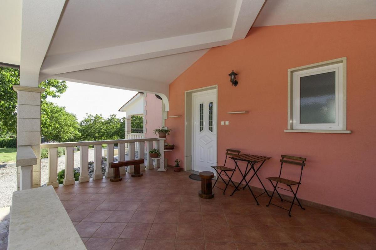 Linda In Lovrinici Villa พาซิน ภายนอก รูปภาพ